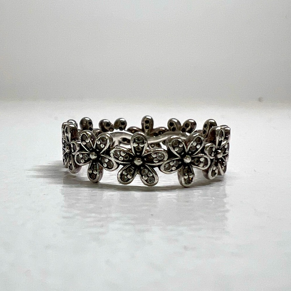 Pandora Daisy Flower Ring